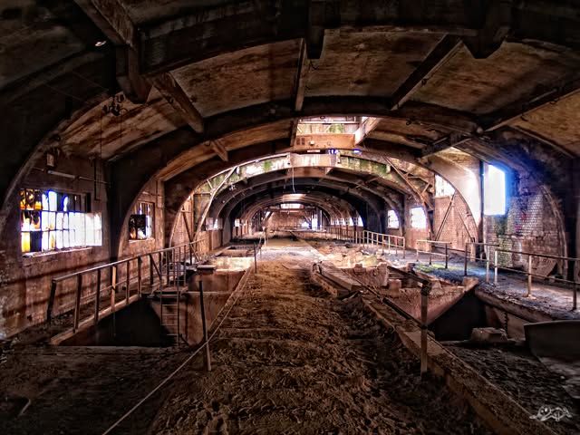 Urban Exploring, verlassene Industriehalle