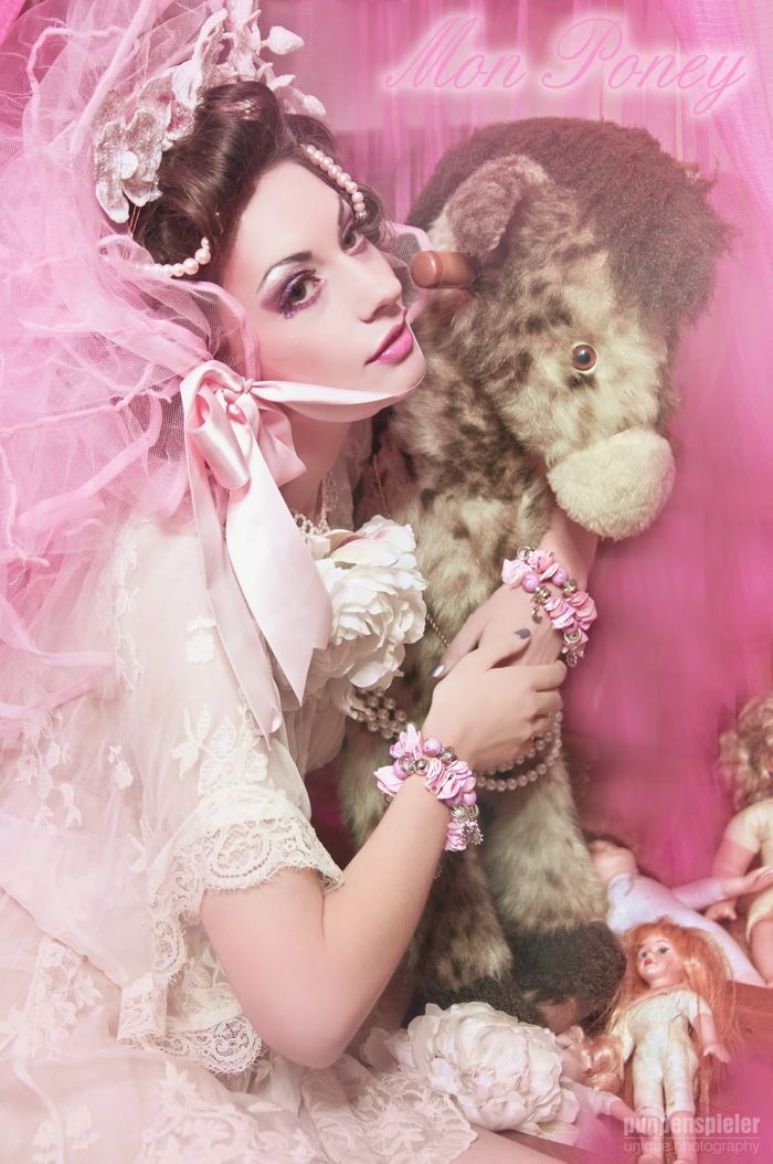 Konzeptshooting Mon Poney, mit puppenspieler